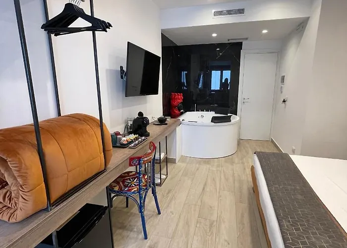 Alojamento de Acomodação e Pequeno-almoço Namuri Luxury 4*