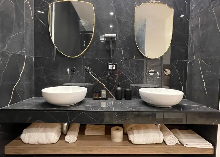 Alojamento de Acomodação e Pequeno-almoço Namuri Luxury 4*