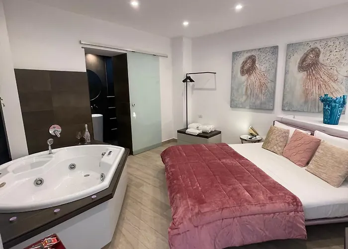 Alojamento de Acomodação e Pequeno-almoço Namuri Luxury 4*